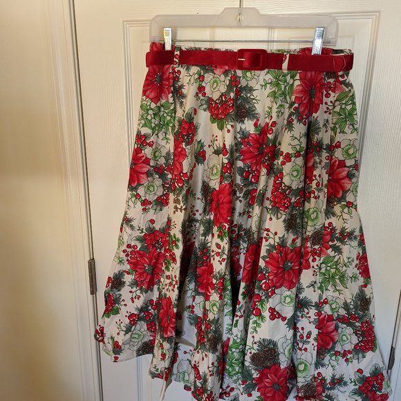 Hell Bunny Dresses & Skirts - NWT Hell Bunny Christmas Skirt with Velvet Belt